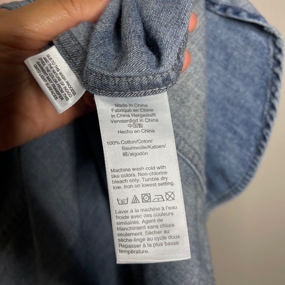 J CREW WESTERN CHAMBRAY PEARL SNAP SHIRT IN VINTAGE INDIGO RODEO - Picture 3 of 8